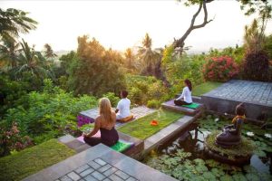 Retreat retreats meditation outdoor mary tilson getaway thegoodtrade renew vinyasa